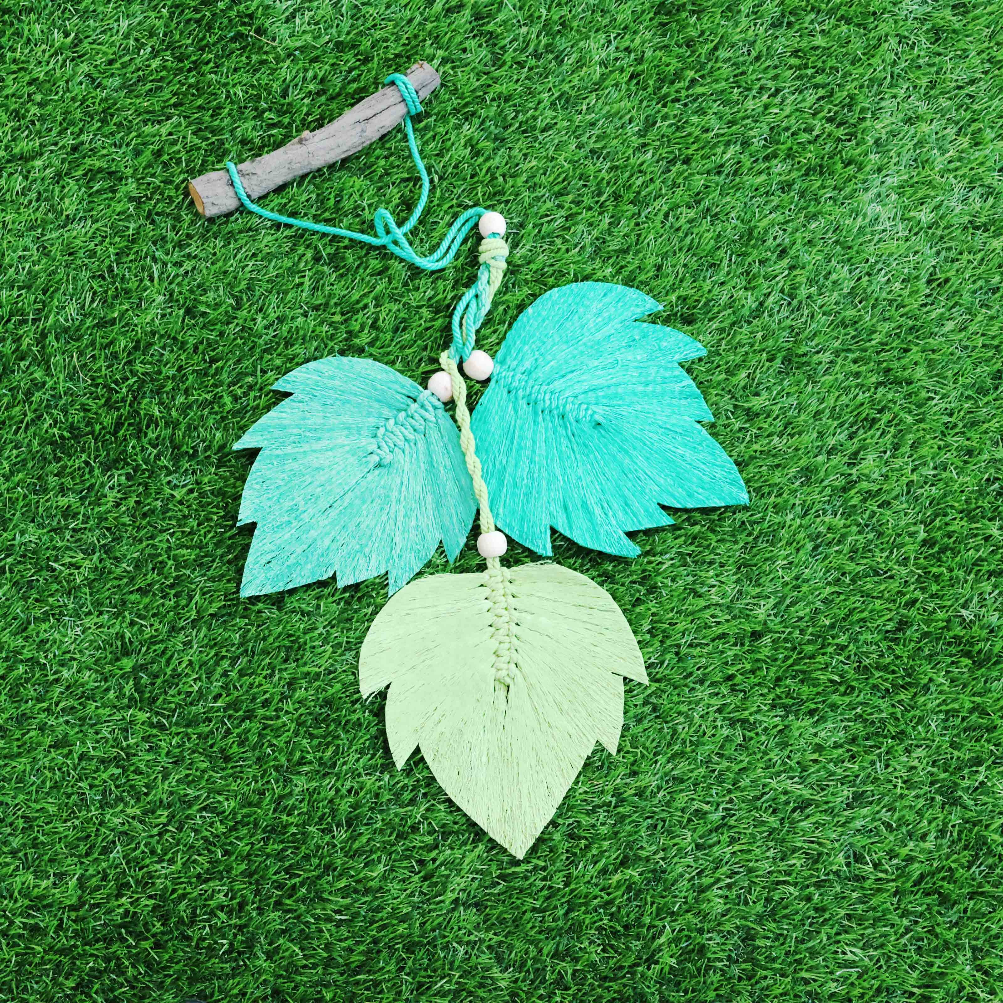 Macramé Leaf Wall Hanging – Tropical Green Trio